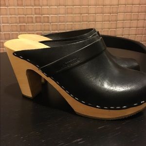 Swedish Hasbeens slip-in super high mule in black